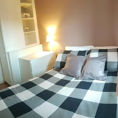 Σπίτι διακοπών 3 Bedroom 3 Bathroom House, Dublin *