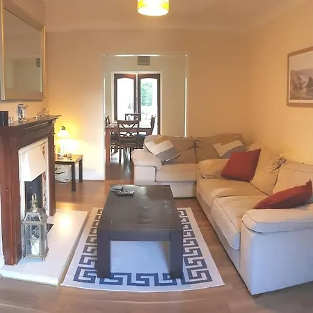 3 Bedroom 3 Bathroom House, Dublin * Lucan