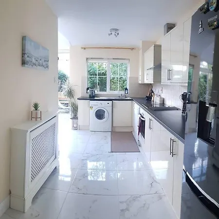 Σπίτι διακοπών 3 Bedroom 3 Bathroom House, Dublin