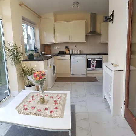 3 Bedroom 3 Bathroom House, Dublin Lucan