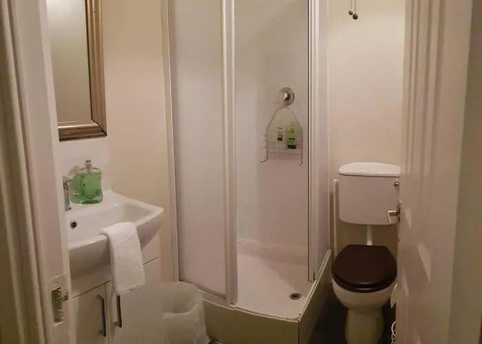 3 Bedroom 3 Bathroom House, Dublin 別荘 ルーカン